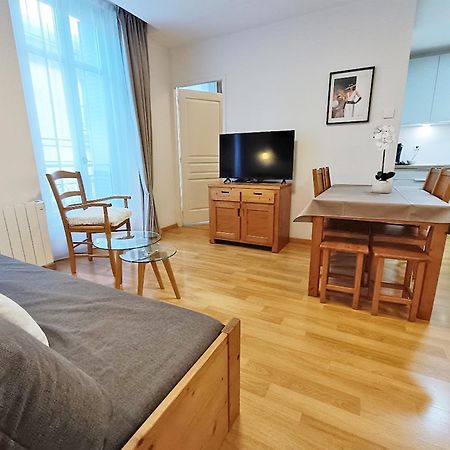 L'Eterlou, T3, Centre Luchon, Wifi, Casier A Skis, Ascenseur, 6 Personnes Bagneres-de-Luchon ภายนอก รูปภาพ